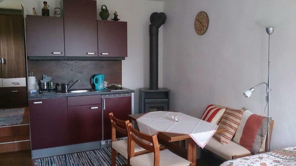 Altes Presshaus Apartman Monyorókerék Kültér fotó